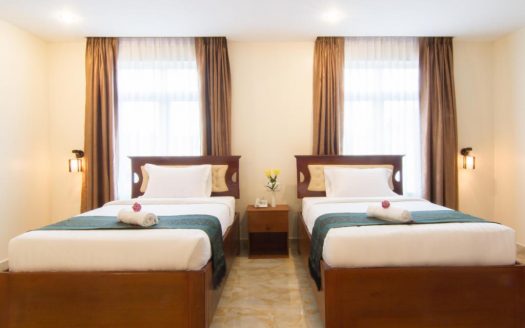 Olympic : 400m fromTuol Sleng Genocide Museum