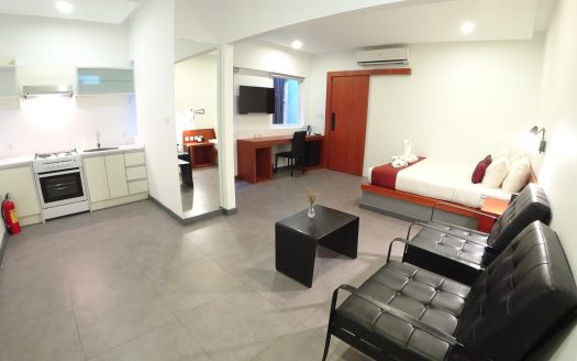 (English) cozy hotel great location in BKK1